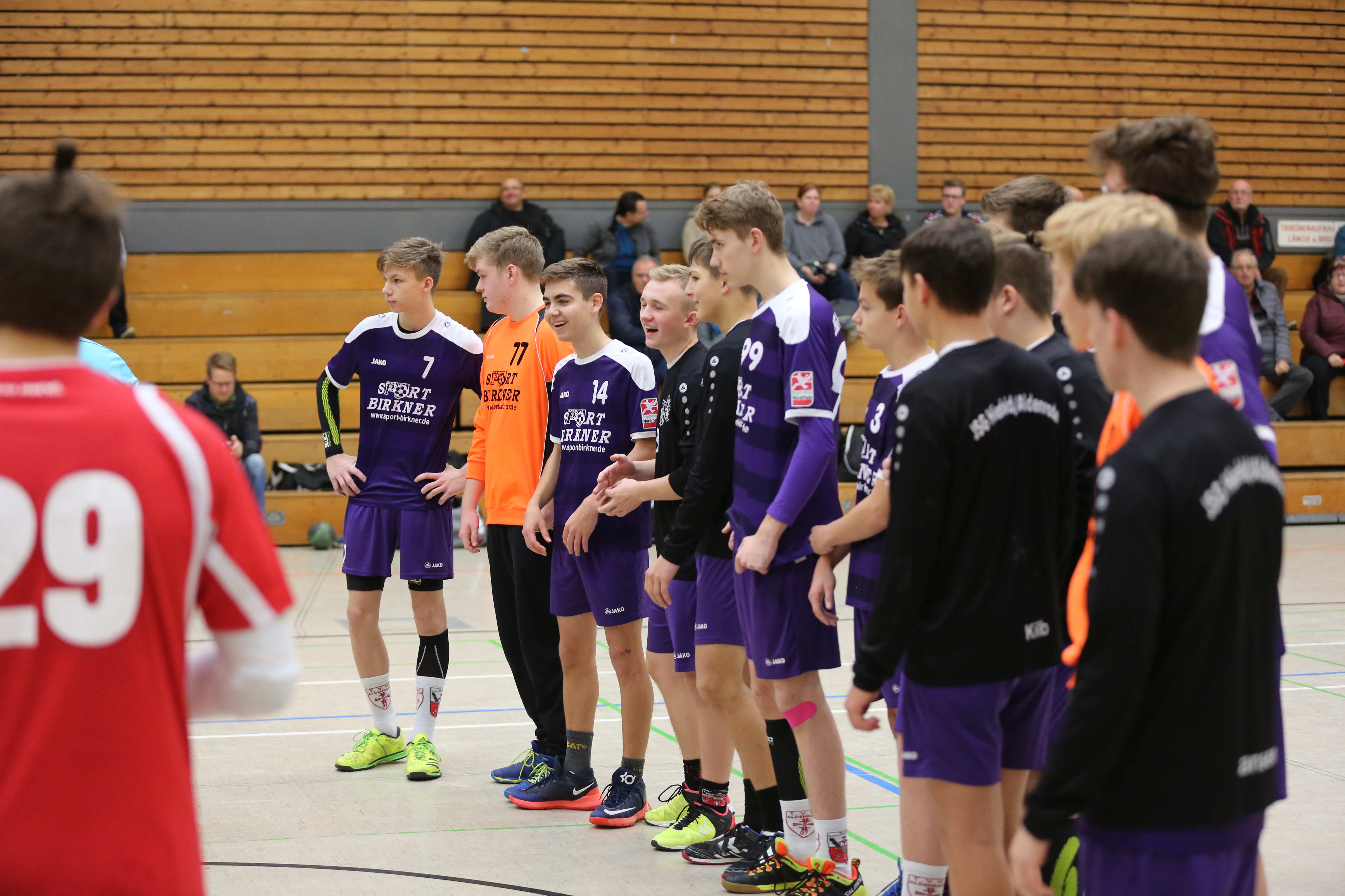 Gut gelaunte JSG B1-Jugend